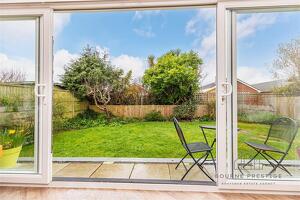 Picture #2 of Property #1178888541 in Falcon Drive, Mudeford, Christchurch BH23 4BB
