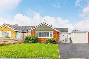 Picture #23 of Property #1178888541 in Falcon Drive, Mudeford, Christchurch BH23 4BB