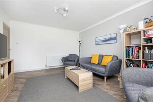 Picture #6 of Property #1178888541 in Falcon Drive, Mudeford, Christchurch BH23 4BB