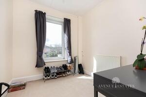 Picture #6 of Property #1182283641 in Gorsecliff Road, Bournemouth BH10 4HB