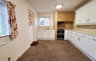 Picture #6 of Property #1183033341 in Barton on Sea BH25 7AA