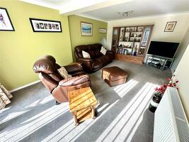 Picture #1 of Property #1185362541 in Glenives Close, St. Ives, Ringwood BH24 2PD