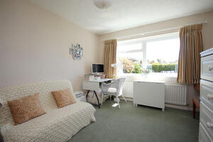 Picture #5 of Property #1186288131 in Wolsey Way, Milford on Sea SO41 0SJ