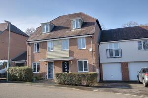 Picture #0 of Property #1187823441 in West Totton, Southampton SO40 8XX