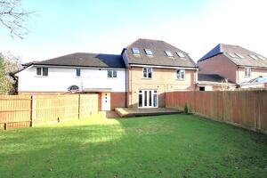Picture #7 of Property #1187823441 in West Totton, Southampton SO40 8XX