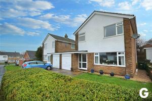Picture #15 of Property #1189248441 in Denholm Close, Ringwood BH24 1TF