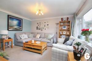 Picture #3 of Property #1189248441 in Denholm Close, Ringwood BH24 1TF