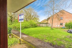 Picture #11 of Property #1189525641 in Dales Way, West Totton, Southampton SO40 8FQ