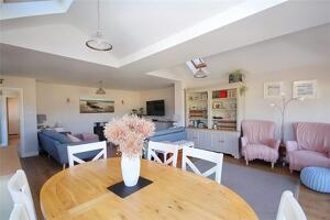 Picture #8 of Property #1192771131 in Kingston, Ringwood BH24 3BH