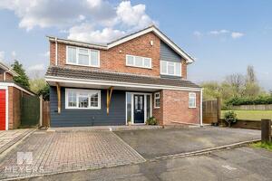 Picture #0 of Property #1192894641 in Verity Crescent, Canford Heath, Poole BH17 8UA