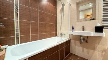 Picture #8 of Property #1192913541 in Forest Road, Branksome Park BH13 6DQ