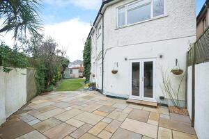 Picture #14 of Property #1194906441 in Truscott Avenue, Bournemouth BH9 1DB
