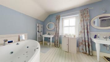Picture #11 of Property #1196033541 in High Street, Swanage BH19 2LY