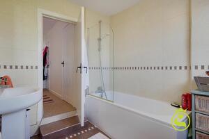 Picture #8 of Property #1196601741 in Shaftesbury Road, Poole BH15 2LT