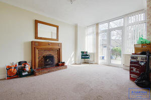 Picture #12 of Property #1200921741 in Redbreast Road North,  Bournemouth BH9 3JF