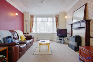 Picture #7 of Property #1200921741 in Redbreast Road North,  Bournemouth BH9 3JF