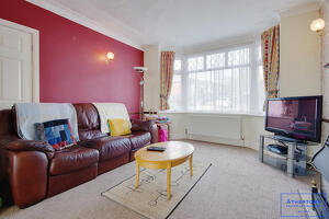 Picture #8 of Property #1200921741 in Redbreast Road North,  Bournemouth BH9 3JF