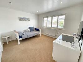 Picture #12 of Property #1207116741 in Christchurch BH23 2NE