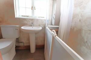 Picture #9 of Property #1208742141 in West Street, Kingston BH20 5LH