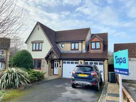 Picture #0 of Property #1211400441 in Thorne Close, Verwood BH31 6QG