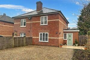 Picture #0 of Property #1213372641 in Ringwood Road, St. Ives, Ringwood BH24 2NX