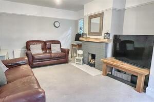 Picture #3 of Property #1213372641 in Ringwood Road, St. Ives, Ringwood BH24 2NX