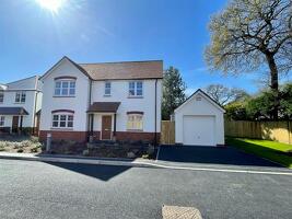 Picture #0 of Property #1214362641 in Woodcutter Close, Ringwood Road, Three Legged Cross BH21 6RB