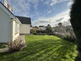 Picture #9 of Property #1217033541 in Cauldron Barn Road, Swanage BH19 1QF