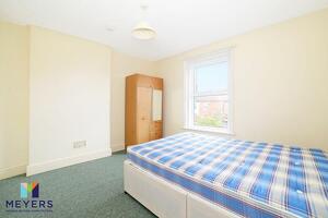 Picture #5 of Property #1222168641 in Nortoft Road, Charminster BH8 8PZ