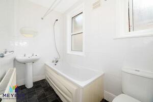 Picture #8 of Property #1222168641 in Nortoft Road, Charminster BH8 8PZ