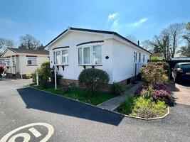 Picture #0 of Property #1224192231 in Knightcrest Park, Milford Road, Everton, Lymington SO41 0BA
