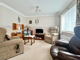 Picture #3 of Property #1224192231 in Knightcrest Park, Milford Road, Everton, Lymington SO41 0BA