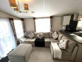 Picture #8 of Property #1224601641 in Rockley Park, The Meadows, Poole BH15 4LZ