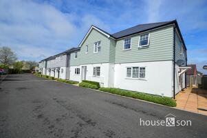 Picture #14 of Property #1228657641 in Kings Close, Bournemouth BH10 4GB