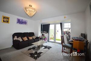 Picture #4 of Property #1228657641 in Kings Close, Bournemouth BH10 4GB