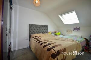 Picture #7 of Property #1228657641 in Kings Close, Bournemouth BH10 4GB