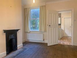 Picture #3 of Property #1229487831 in Middle Road, Lymington SO41 9HF