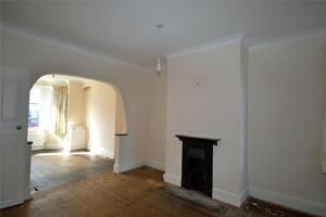 Picture #4 of Property #1229487831 in Middle Road, Lymington SO41 9HF