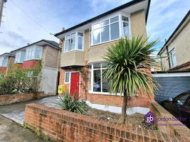 Picture #20 of Property #1230154641 in St. Albans Road, Bournemouth BH8 9EP