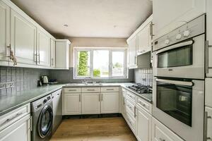 Picture #5 of Property #1232260731 in Webbs Close, Ashley Heath, Ringwood BH24 2EP