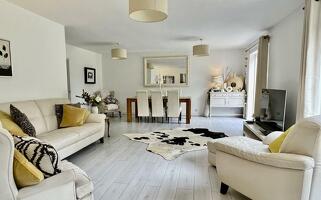 Picture #9 of Property #1232301741 in St Leonards Way, Ashley Heath BH24 2HS