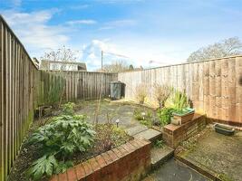 Picture #1 of Property #1233177441 in Owls Road, Verwood BH31 6HL