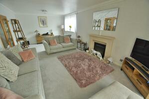 Picture #2 of Property #1233394641 in Blandford Road, Sturminster Marshall BH21 4AF