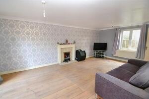 Picture #12 of Property #1238123541 in Verwood BH31 6QA