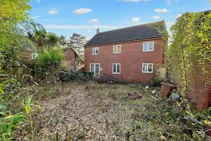 Picture #13 of Property #1238123541 in Verwood BH31 6QA