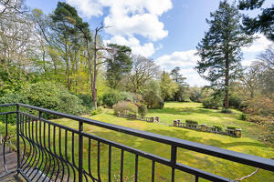 Picture #14 of Property #1239898641 in Picket Hill, Ringwood BH24 3HH