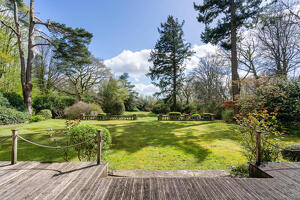 Picture #27 of Property #1239898641 in Picket Hill, Ringwood BH24 3HH