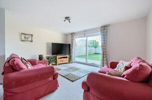 Picture #1 of Property #1243545441 in Shepherds Close, Bartley, Southampton SO40 2LJ