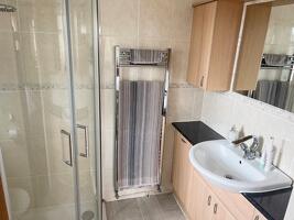 Picture #11 of Property #1244016231 in Hursley Drive, Langley, Southampton SO45 1ZU