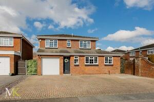 Picture #0 of Property #1244246541 in Sandringham Close, Bournemouth BH9 3QP